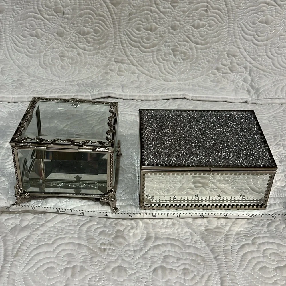 Cynthia Rowley jewelry boxes‎